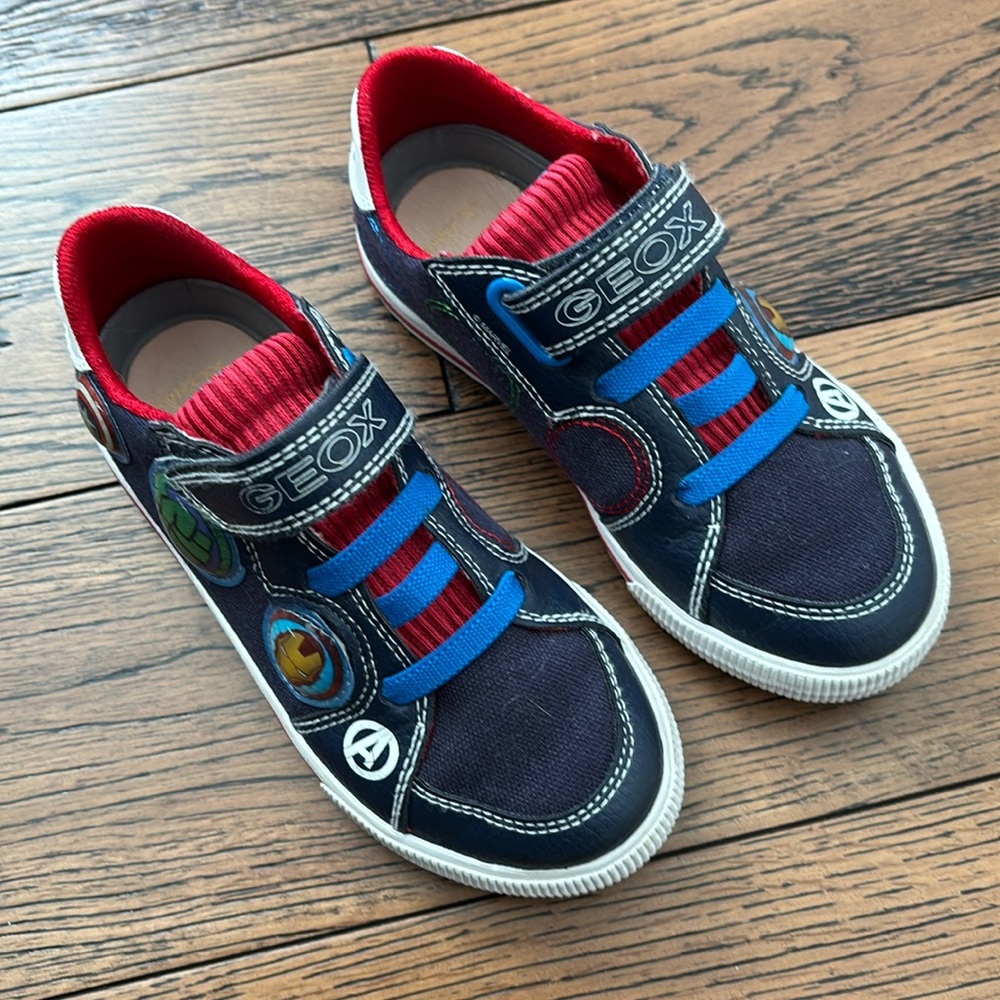 Geox Marvel sneakers, US10.5, excellent condition